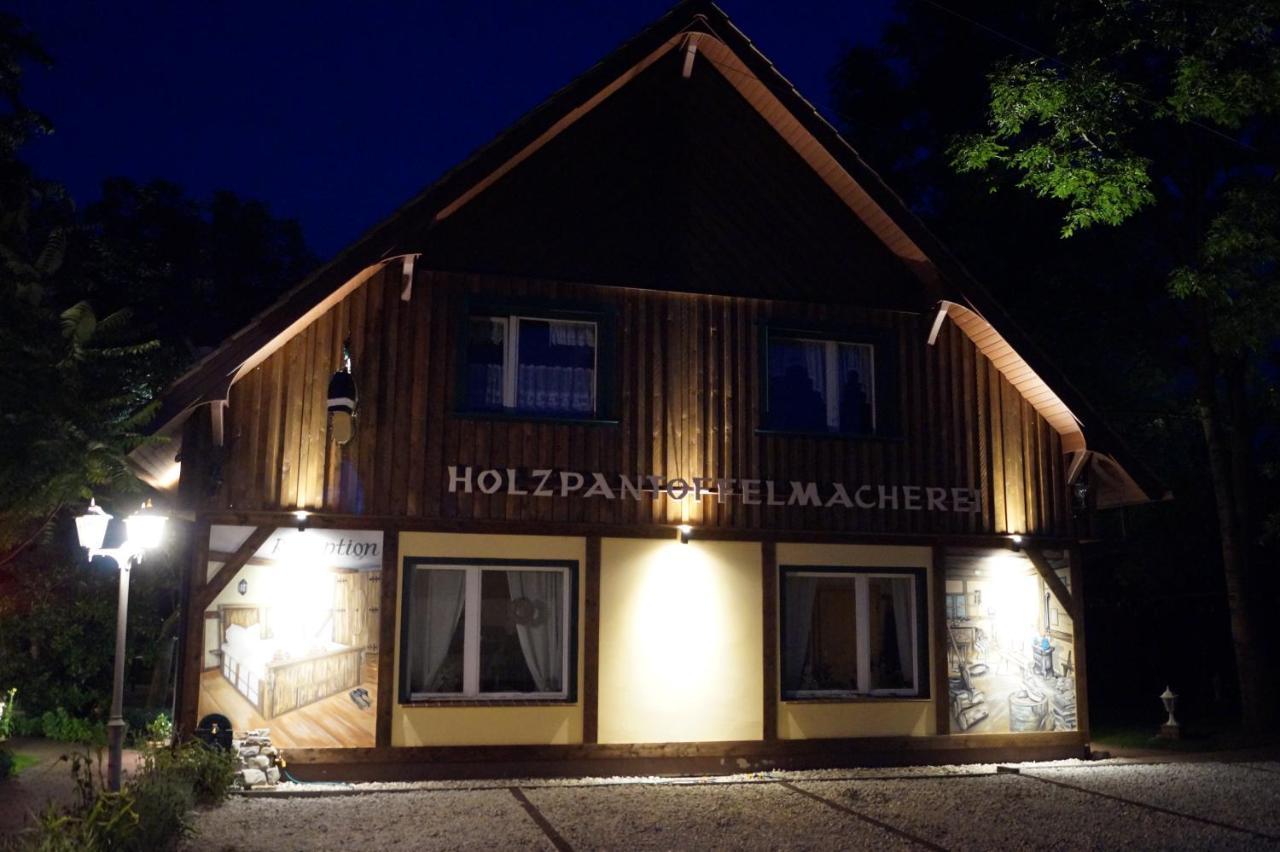 Zum Holzpantoffelmacher 3*